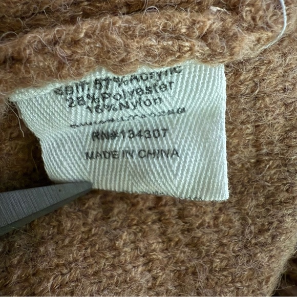 Line & Dot Women's Khloe Tan Cardigan Round neck Long sleeves button closures S - Picture 12 of 13